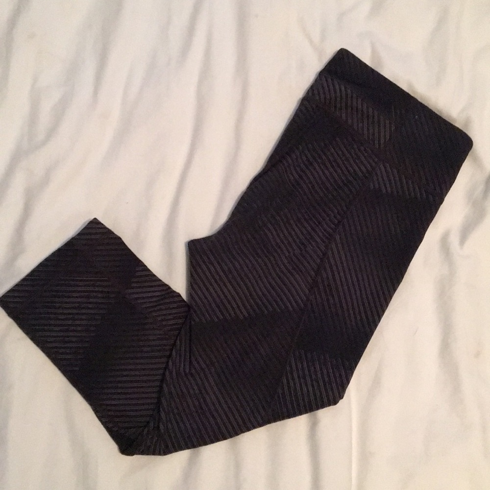 Under Armour Crop Workout Pant